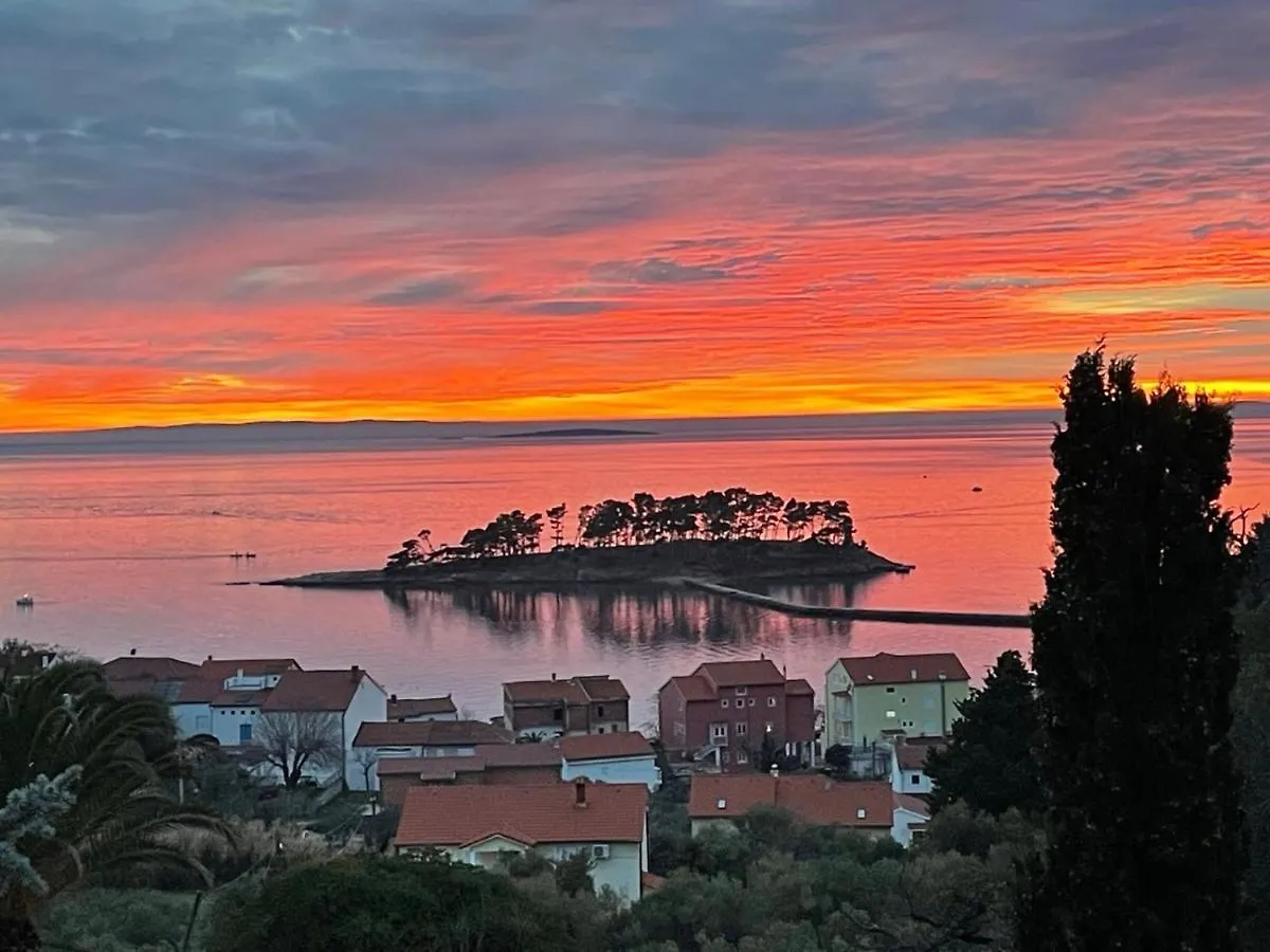 Lavender And Salt Holiday Home Banjol Croatia